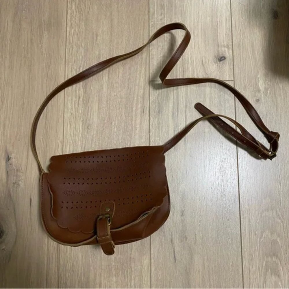American Eagle Saddle Crossbody Bag
